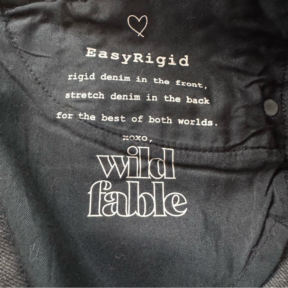 Wild Fable High Rise Tapered Jeans in Faded Black Wash. Distressed. Women’s 16 - Picture 13 of 15